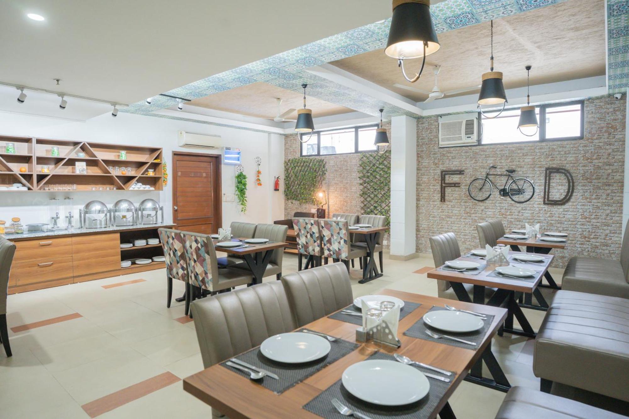 Ahuja Residency Parklane Ξενοδοχείο Γκουργκάον Εξωτερικό φωτογραφία
