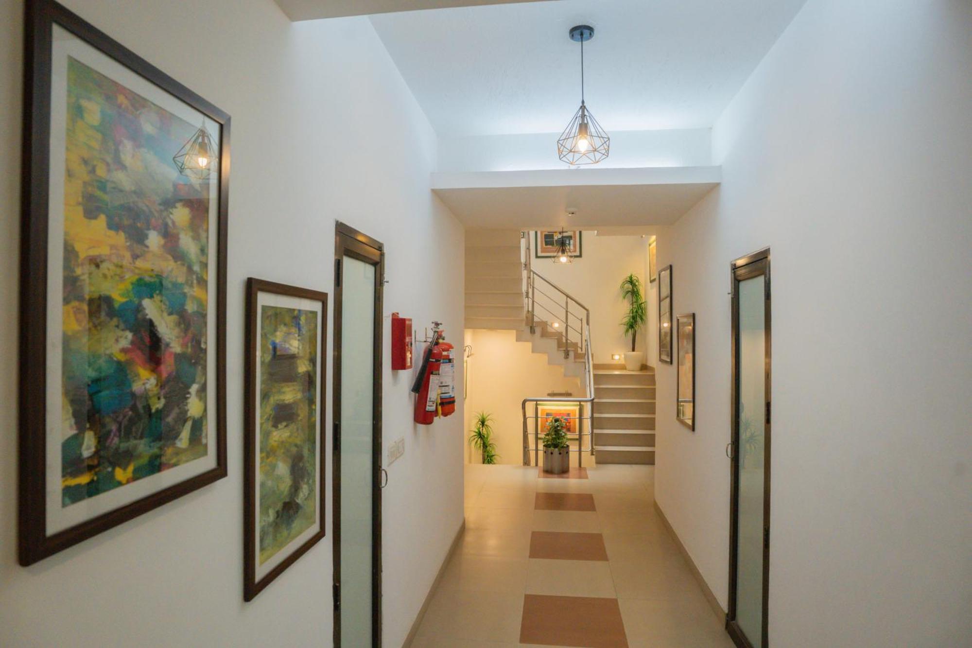 Ahuja Residency Parklane Ξενοδοχείο Γκουργκάον Εξωτερικό φωτογραφία