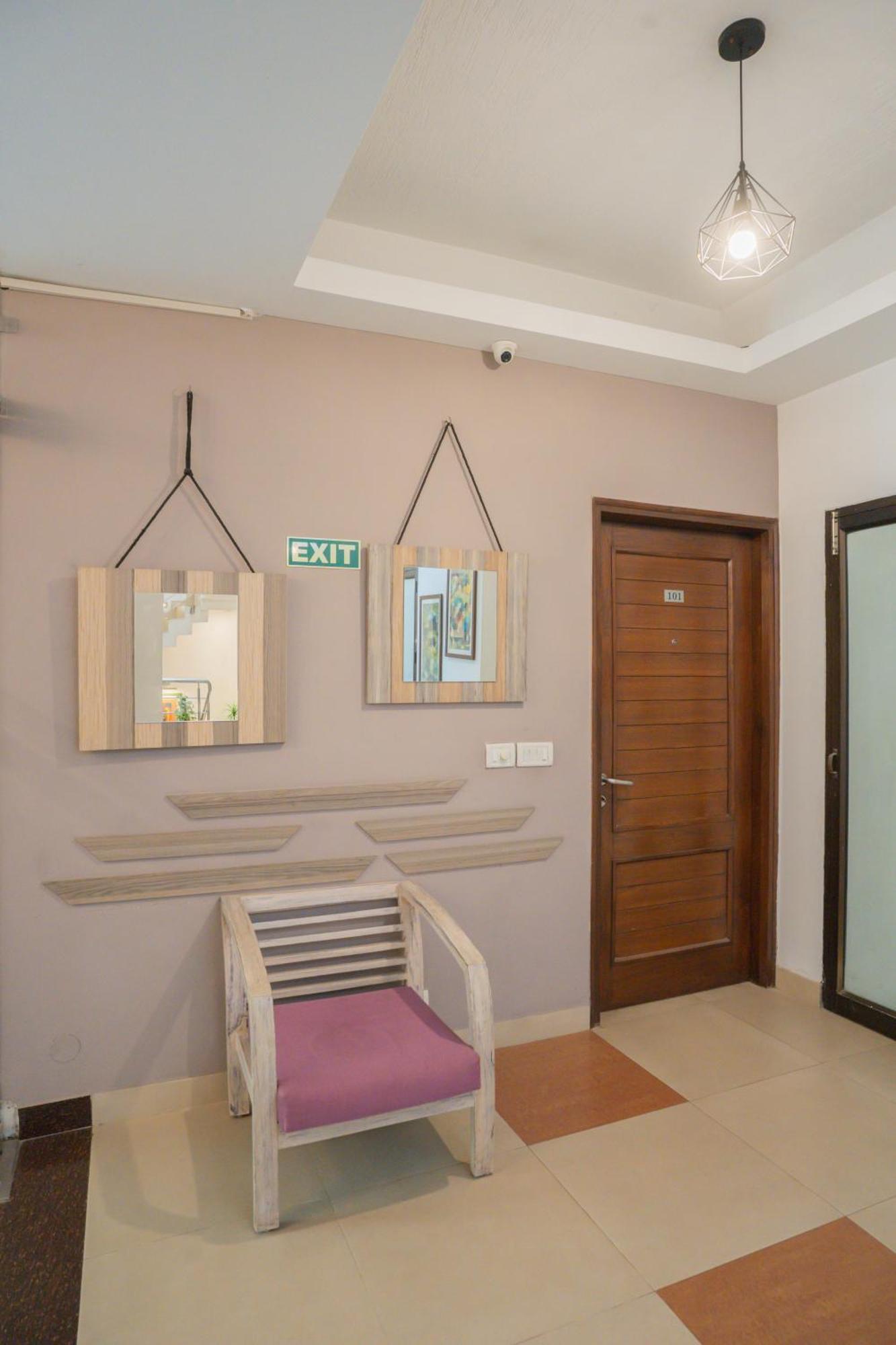 Ahuja Residency Parklane Ξενοδοχείο Γκουργκάον Εξωτερικό φωτογραφία