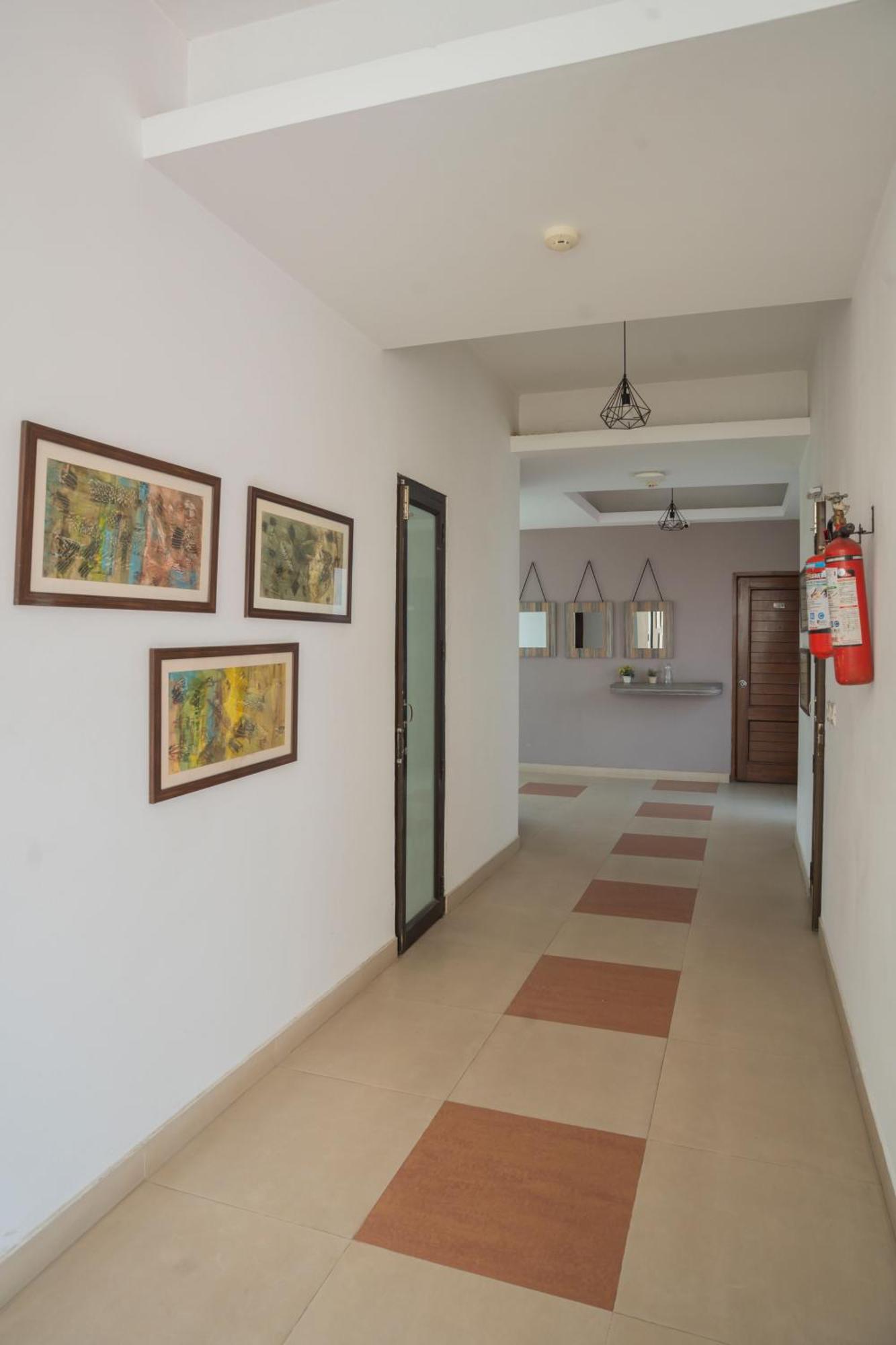 Ahuja Residency Parklane Ξενοδοχείο Γκουργκάον Εξωτερικό φωτογραφία